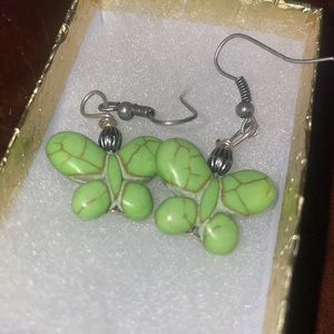 New green stone butterfly earrings 1 inch